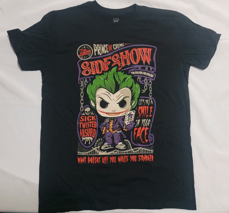 Funko Pop Tees ' The Joker ' #82 , Size Large - New
