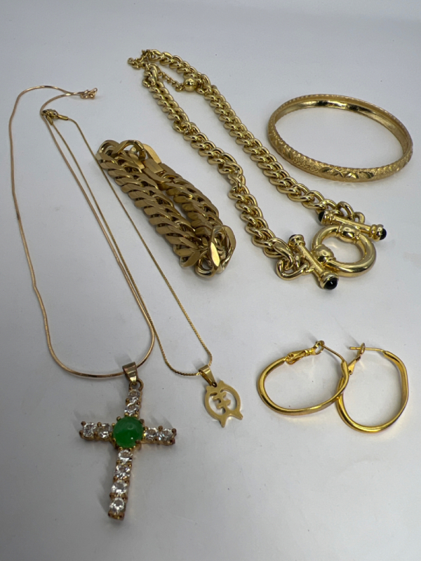 Gold Tone Chunky Bracelet Earrings Cross Bracelet Necklaces