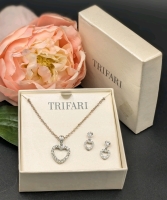 Lovely TRIFARI Heart Necklace & Earrings Set in Original Box