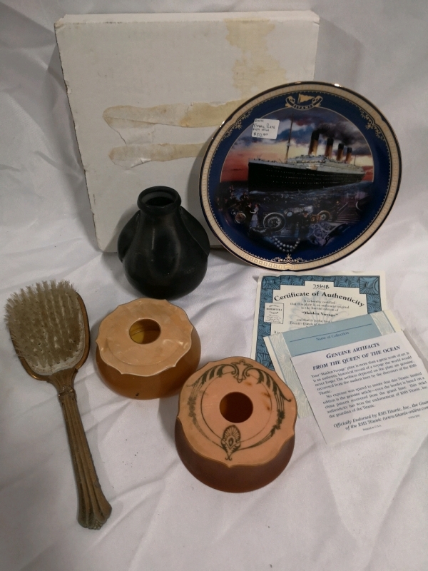Vintage Women's Dresser Lot + Tianic Plate