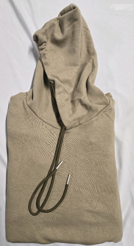 New | Finis Couture | Unisex Size: Large | Comfortable Plain With No Design Hoodie