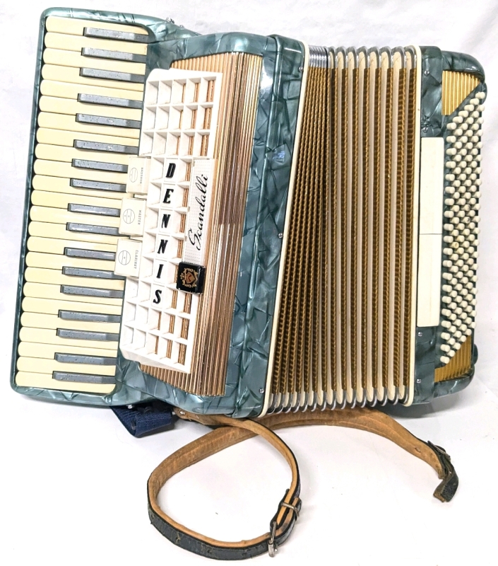 Stellar Vintage Dennis Sandalli Piano Accordion | L 982/242 | Made in Italy | (No Tears in Bellows!)