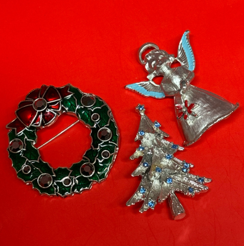 Three Vintage Festive Brooches Enamel Rhinestones Wreath Angel Tree Silver Tone