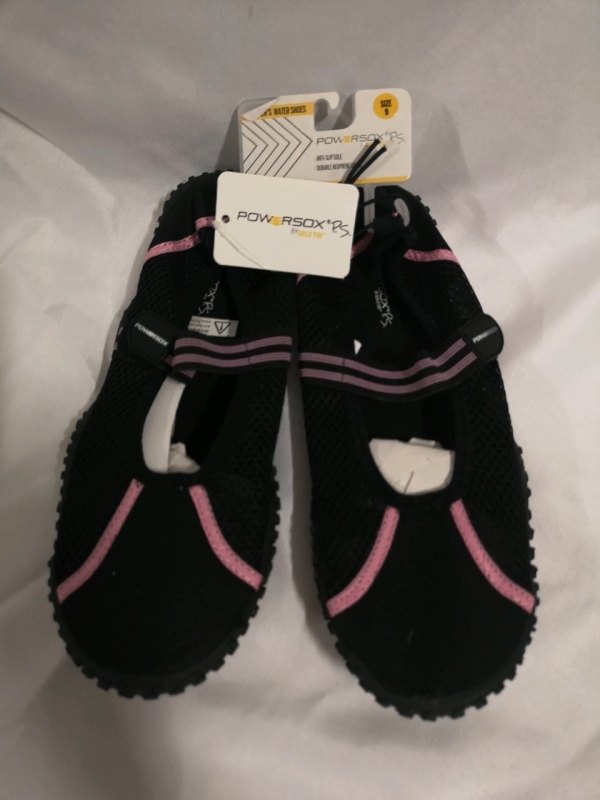 New Women's Water Shoes Sz 9 by Powersox