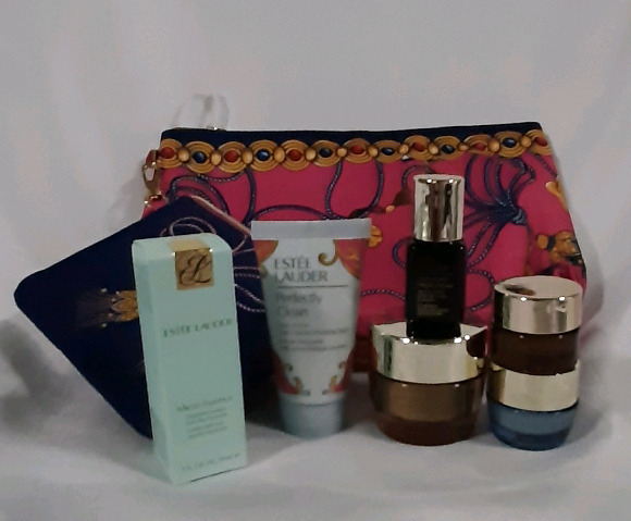 Estee Lauder Makeup Bag, Change Pouch & Samples