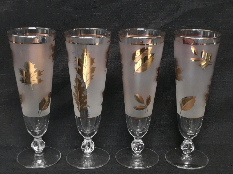 4 Mid Century Frosted V Shaped Water Cocktail Glasses W/ Gold Leaves 8.5" Tall