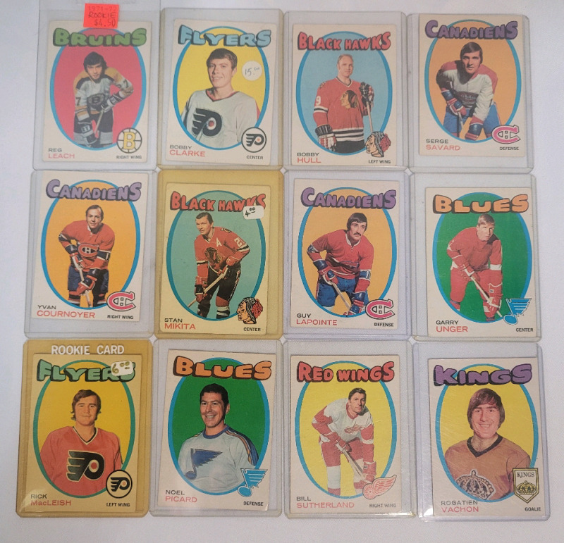 1971 - 72 O Pee Chee NHL Hockey Trading Card Singles , 12 Trading Cards in Top Loaders . Includes Bobby Clarke 2nd Year & Bobby Hull .