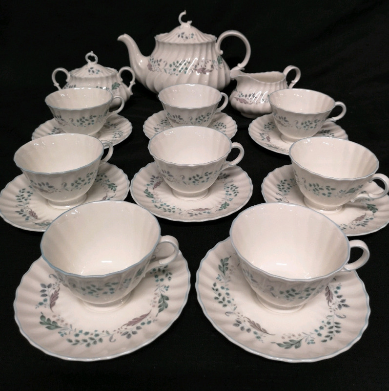 Vintage Royal Doulton Glen Auldyn Pattern Teapot, Creamer & Sugar and Cups & Saucers