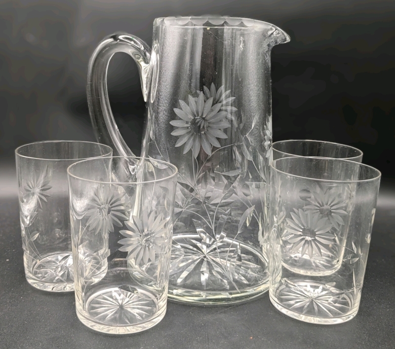 Vintage Cut & Engraved Glass Daisy Pitcher w 4 Matching Glasses | Pitcher 7.5" Tall, Glasses 3.75" Tall