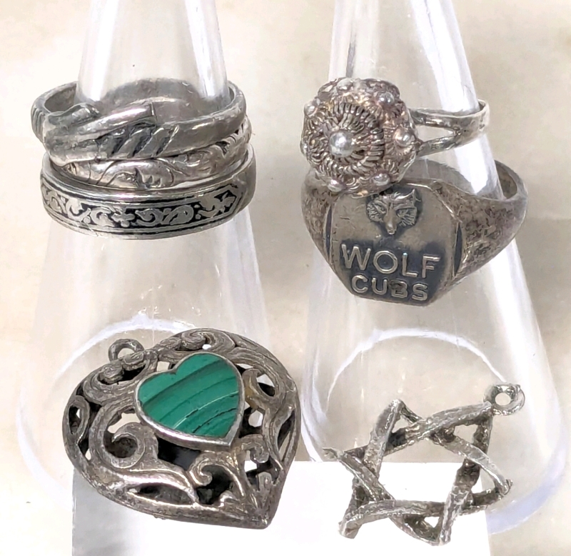 5 Vintage Rings (Sizes 5, 5, 6, 7) incl Wolf Cub Stamped Sterling & 2 Pendants incl Hollow Filigree Heart w Malachite, Rustic Star of David