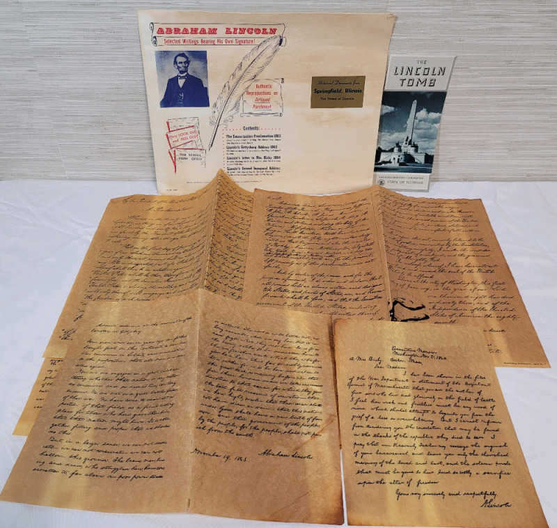 1956 Authentic Reproduction Abraham Lincoln Speeches on Antiqued Parchment Paper . The Lincoln Tomb Souvenir Letters in Original Envelope