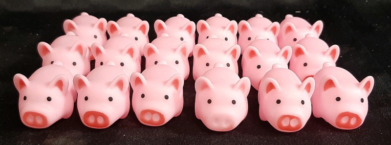 Lot of 18 new squeaking 1" Toy Pigs