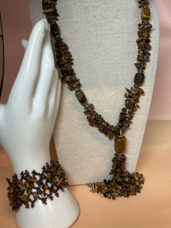 Beautiful Tigers Eye Signature Necklace and Bracelet