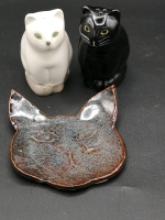 Cat Theme Salt & Pepper Shakers 3" + Cat Dish 4"