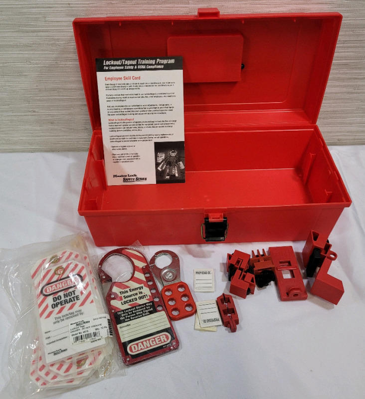 New - Master Lock Safety Series Personal Lockout Kit