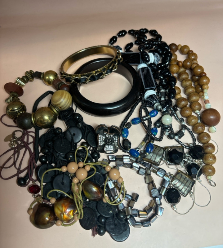 Beautiful Black & BrownJewellery Statement Ring Necklaces Bracelets
