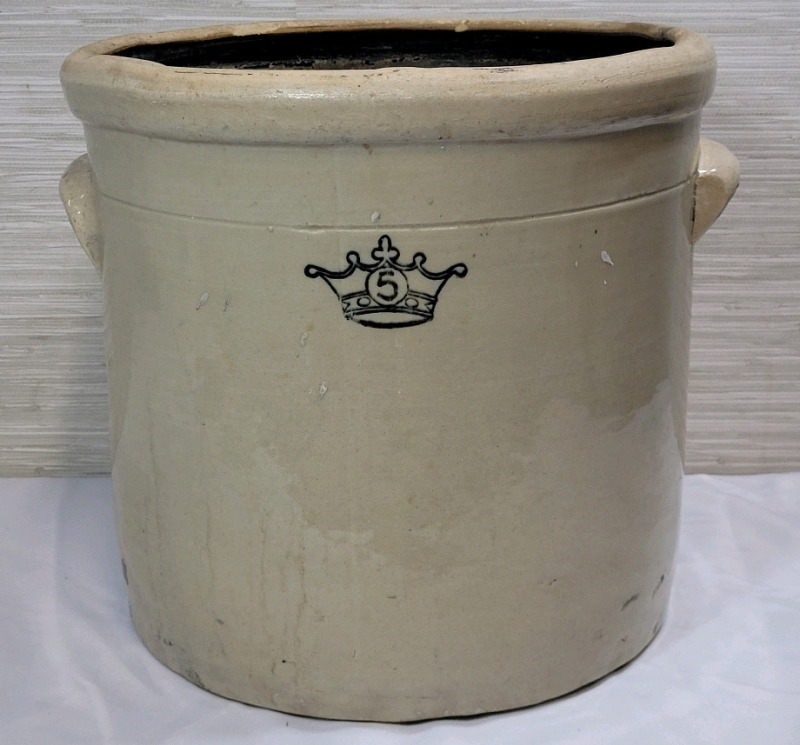 Vintage Crown #5 Crock with Side Handles . No Cracks , Some minor chips