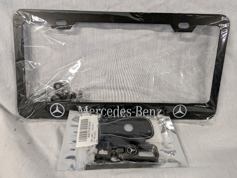 New Mercedes Benz Licence Plate Frame with Key fob Holder.