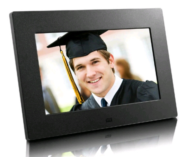New | Aluratek 7" Digital Photo Frame With Auto Slides how Feature | Model # ADPF07SF