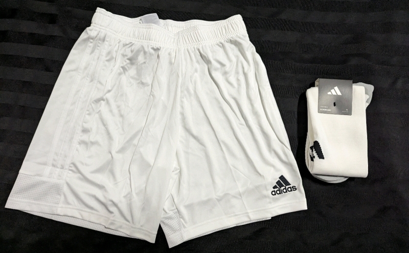 New Adidas Aeroready Socks and Shorts size 40-42 (socks) and Medium (shorts)