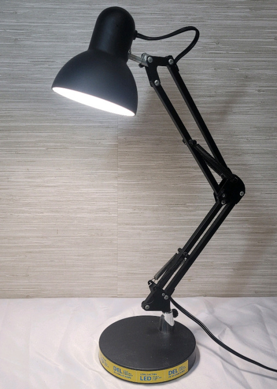 LED Swing Arm Reading / Table Lamp . Tested Working