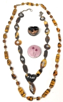 Vintage Tiger Stripe Art Glass Bead Necklace, Semi-Translucent Acrylic Tortoiseshell w Inlaid Silver Fiji Necklace, Size 6vArt Glass Ring & 1" Signed Enamel Brooch | Necklaces 17" - 24"