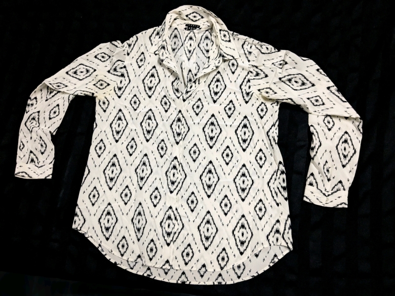 Ladies Size Small | THEORY.COM 100% Silk Blouse with Mother of Pearl Buttons | Similar Styles Retail $150+!