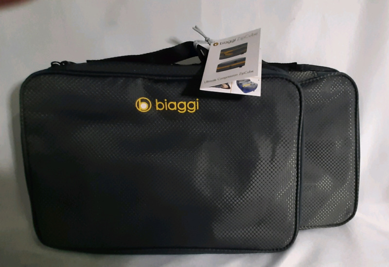 NEW with Tags 2 Biaggi Ultimate Compression Zip Cubes