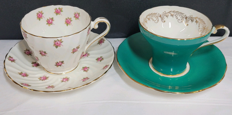 Aynsley Rose Buds and Corset Emerald Green Cups & Saucers . All Pieces Ring True , No chips or cracks