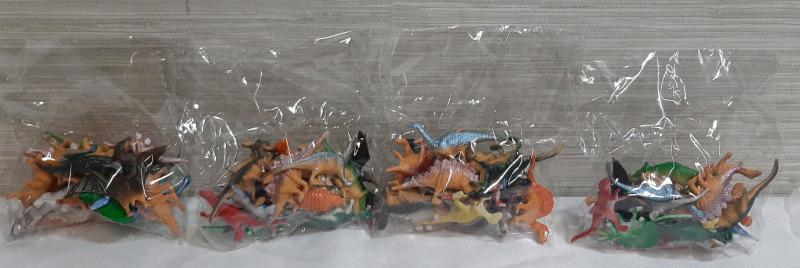 New 64pcs Assorted Dinosaur Pieces