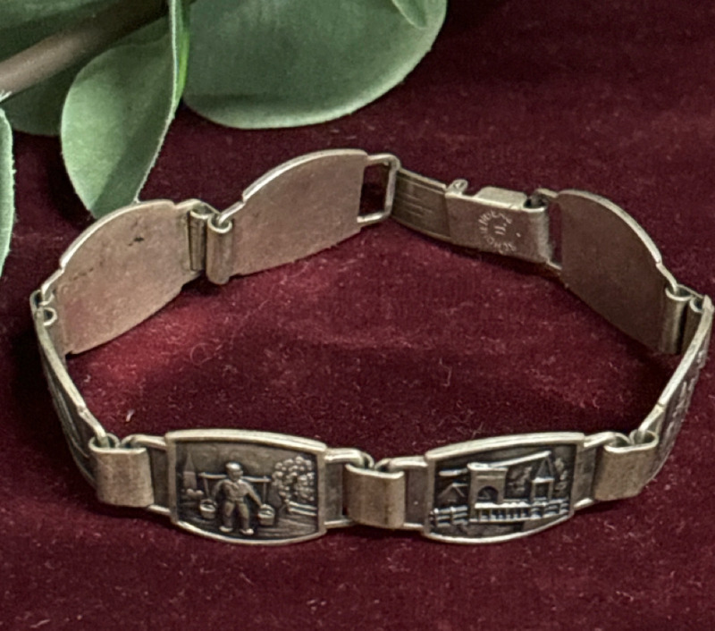 Vintage Netherlands Sterling Schonenberg U stamped Bracelet