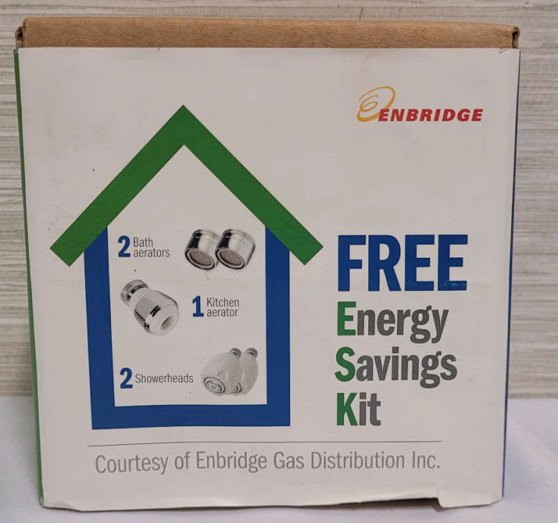 New - Enbridge Energy Savings Kit . 2 Bath Faucet Heads , 1 Kitchen Faucet Head & 2 Showerheads