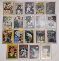 Mid 1990s MLB Baseball Trading Card Singles . Includes 1991 OPC Premium Frank Thomas Rookie Card . 19 Trading Cards