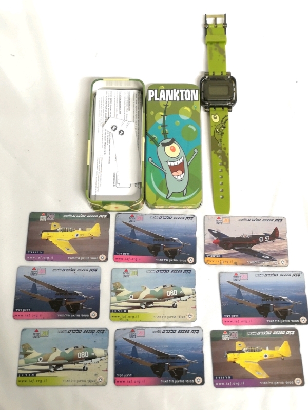 Spongebob Square Pants Plankton Watch + Aircraft Cards