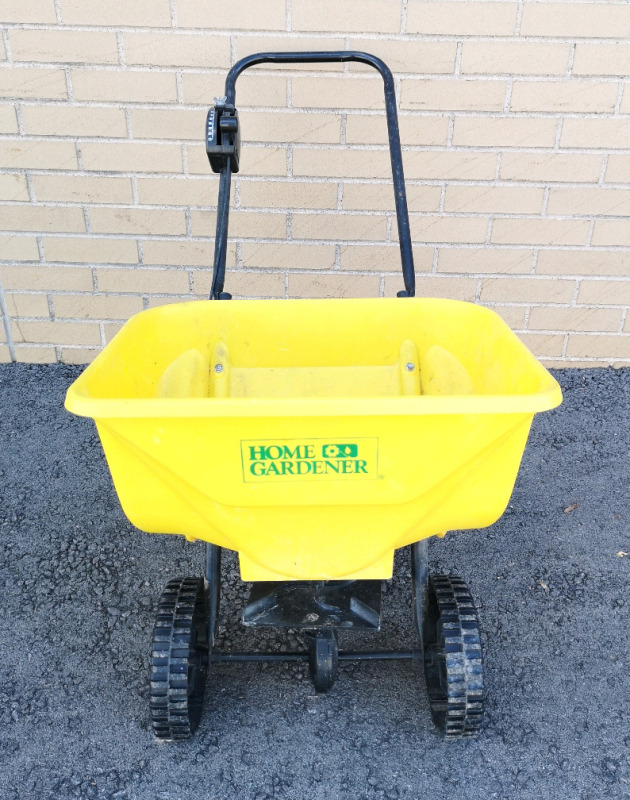 Home Gardner Seed Spreader