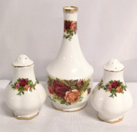 Royal Albert Old Country Roses Gold Edge Salt & Pepper Shakers + Bud Vase 5.25" Tall
