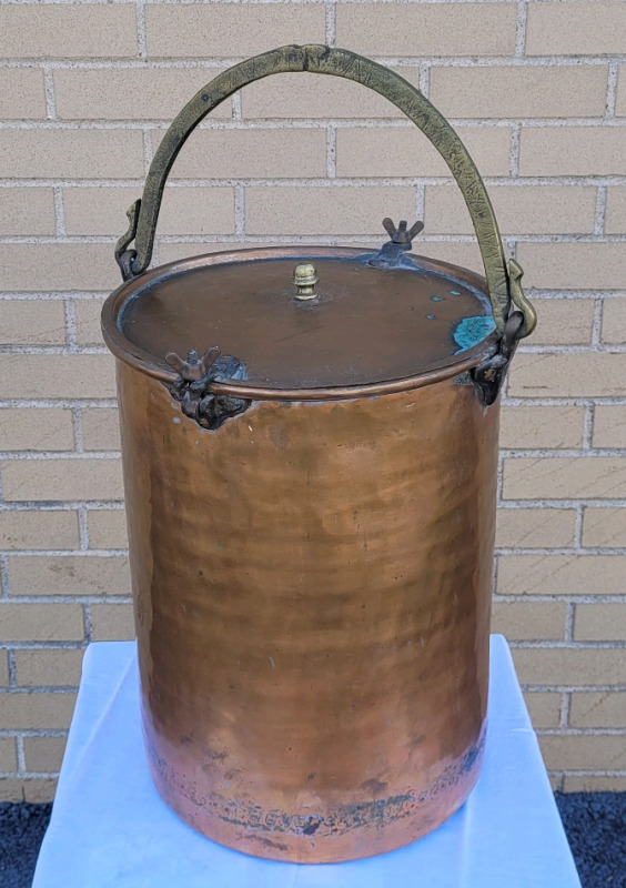 Unusual Vintage Turkish Hammered Copper & Brass Pressure Cooker with Lid and Handle . Measures 18 1/4" tall & 13 1/4" diameter
