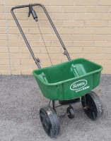 Scotts SpeedyGreen 1000 Lawn Seeder . Tested Working
