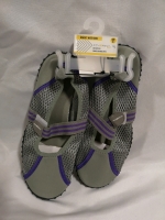 New Women's Water Shoes Sz 6 by Powersox
