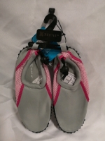 New Kids Water Shoes Sz 1/2