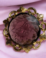 Vintage SPHINX Amethyst Glass Cab Brooch Signed & # A50