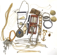 Assorted Jewelry Contents + Casino Niagara Service Award Pen Set |