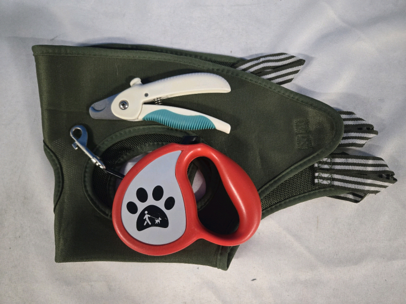 3 Pcs | Hanging Harness For Cutting Animal Nails | A Retractable Dog Leash 6+ Feet Long & Dog/Cat Nail Clippers