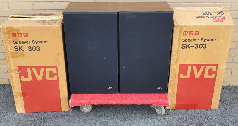 JVC SK-303 Floor Speakers w/Original Boxes , Pair . Untested . 12" Woofer , 8ohm , 120 Watts . Untested