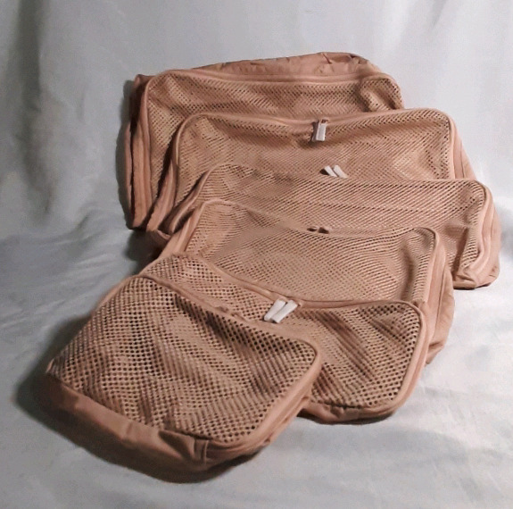 AWAY Packing Cubes
