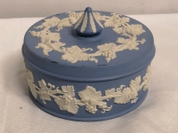 Wedgewood Trinket Box - 4.75" Diameter & 3.5" Tall