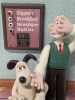 1995 Wesco Wallace & Gromit Talking Alarm Clock | 6.5" x 6.75" x 8" Tall - 2