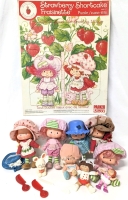 Vintage 1980s Strawberry Shortcake: 6 Dolls (4" - 5.25"), 1 Pet, 2 Hairbrushes & Puzzle (11" x 14") + 2 Small Cabbage Patch Kids Figures