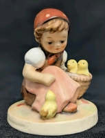 Signed 1986 Goebel Hummel W Germany Chick Girl Figure #57/0 | 3.5" Tall