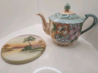 Japanese teapot and plate